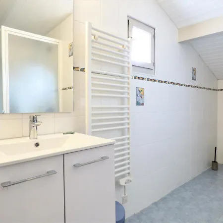 Prázdninový dům L'oree De La Plage, 15 Pers, Charmante Maison Renovee Classee 3 Etoiles - Piscine Chauffee - Terrain De Petanque - Ping Pong A Vieux-boucau Vieux-Boucau-les-Bains