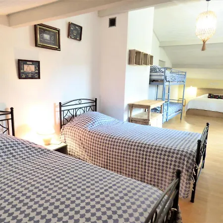 L'oree De La Plage, 15 Pers, Charmante Maison Renovee Classee 3 Etoiles - Piscine Chauffee - Terrain De Petanque - Ping Pong A Vieux-boucau *